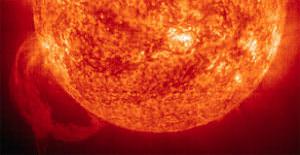 400 Chernobyls, the Sun and Nuclear Armageddon